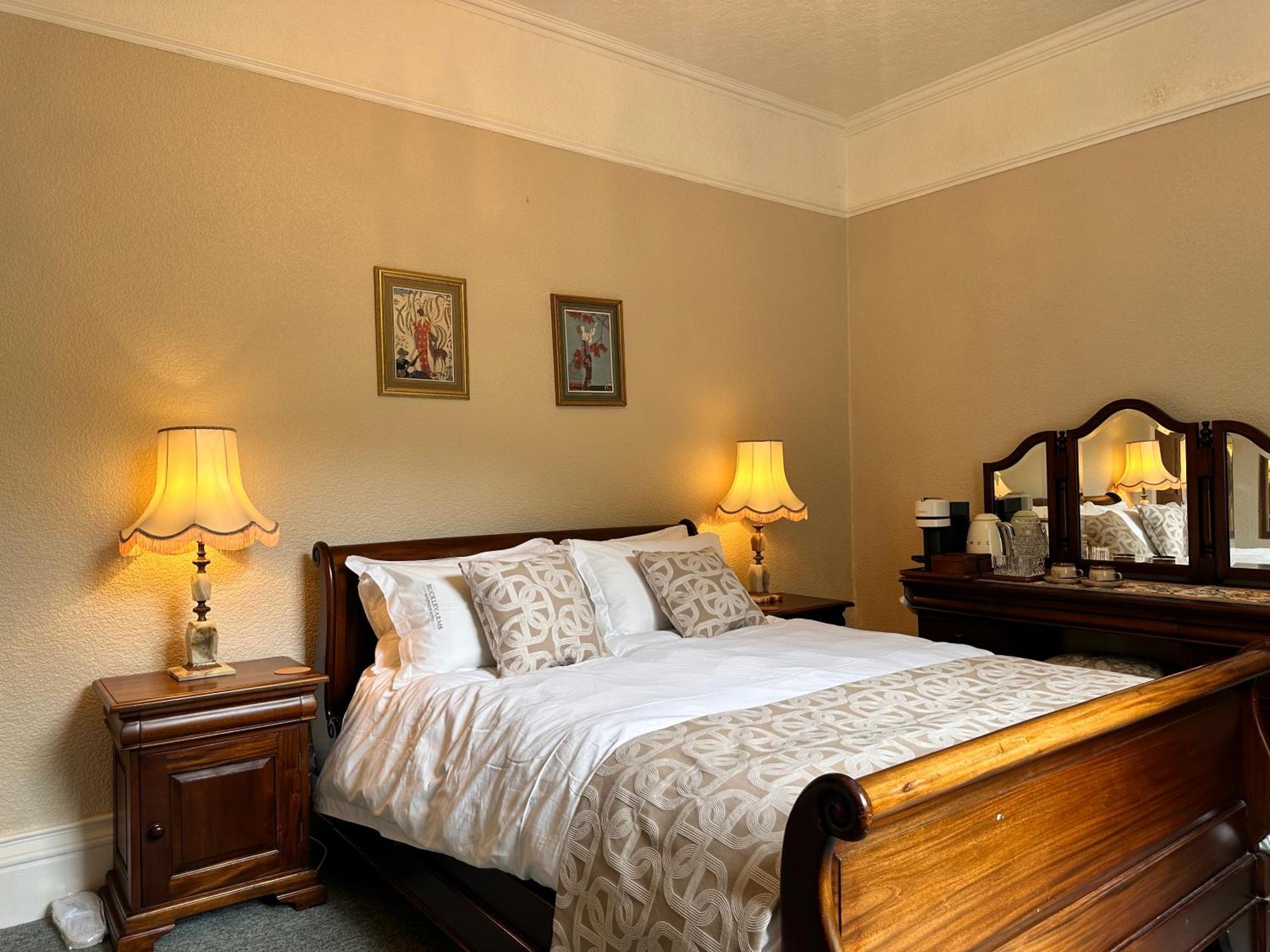 The Buckley Arms Hotell Dinas Mawddwy Exteriör bild